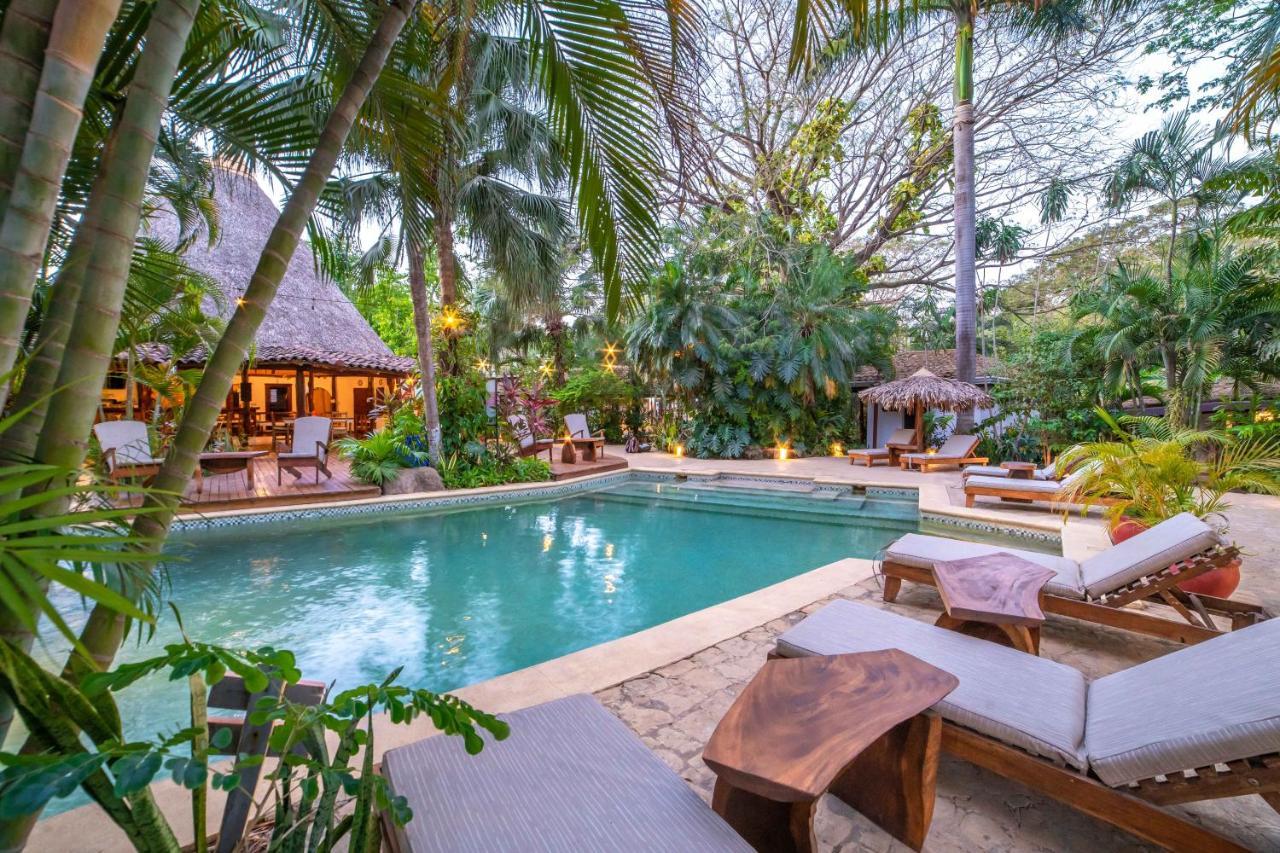 Hotel Pasatiempo Tamarindo Luaran gambar