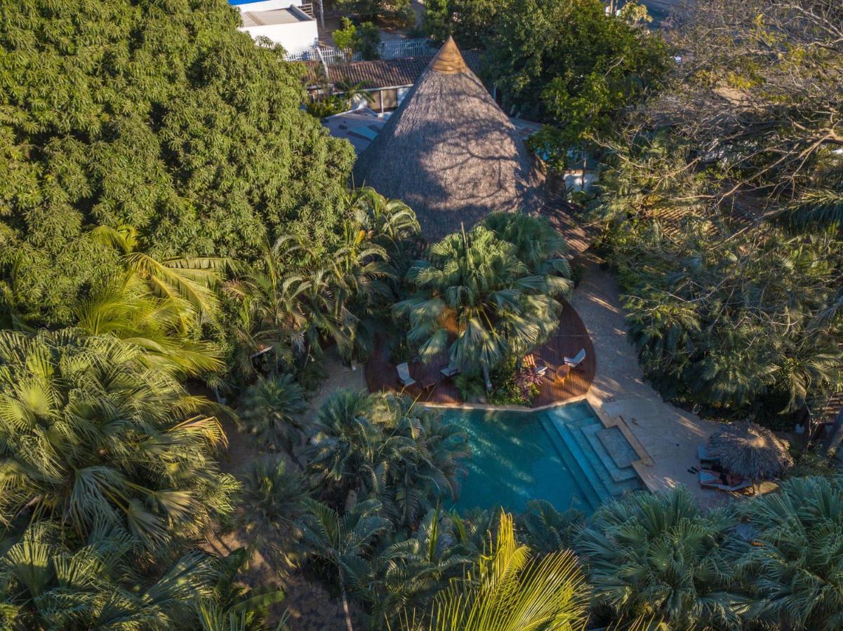 Hotel Pasatiempo Tamarindo Luaran gambar