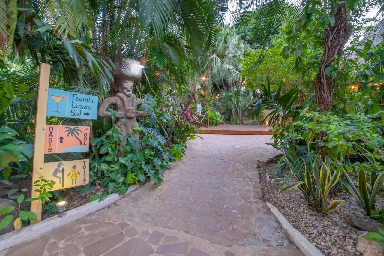 Hotel Pasatiempo Tamarindo Luaran gambar