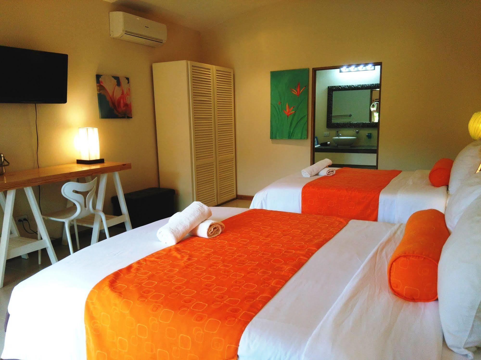 Hotel Pasatiempo Tamarindo Luaran gambar